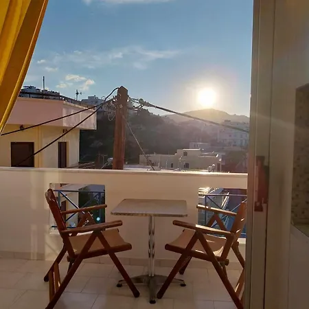 Apartment Lilis In Center With Sea View *